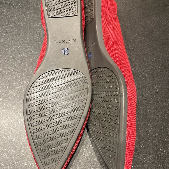 Rothy’s dark red original point flats 9 - Picture 2 of 3